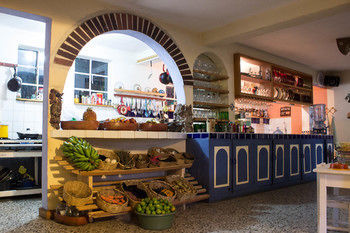Hostal Hotel La Casa Rosa