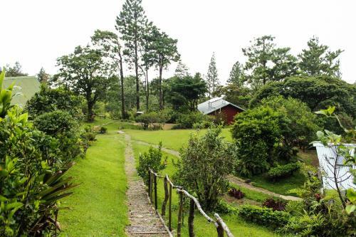 Lodge Jilguero Cabins & Tours