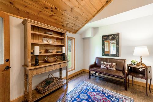 Country Retreat #19 Home