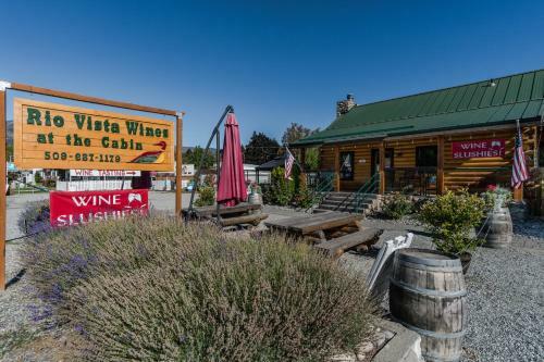 Sonny's Pool House