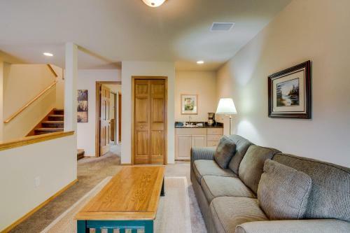 Wapato Ridge: Lake Breeze Abode (226)