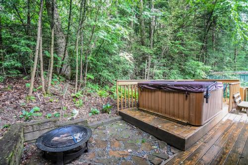 Hideaway Two-bedroom Cottage