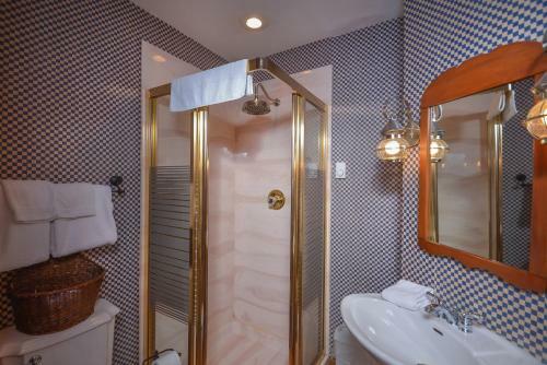 Eagle's Landing Five-bedroom Holiday Home
