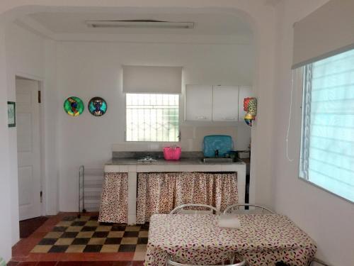 Hostal Casa Del Rayo Verde, Hotelito Solidario