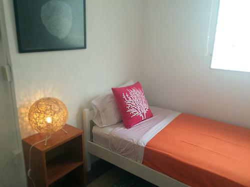 Hostal Casa Del Rayo Verde, Hotelito Solidario