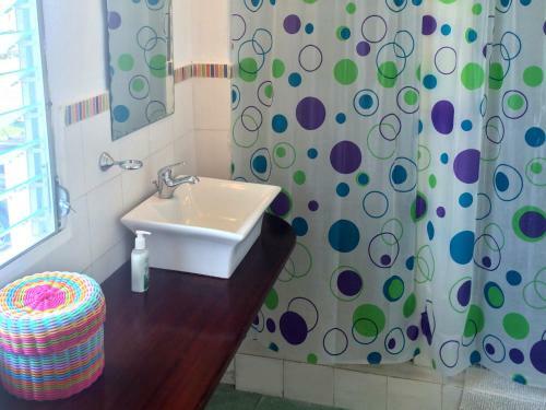 Hostal Casa Del Rayo Verde, Hotelito Solidario