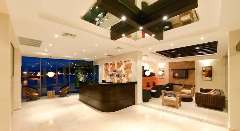 Hotel The Beach House