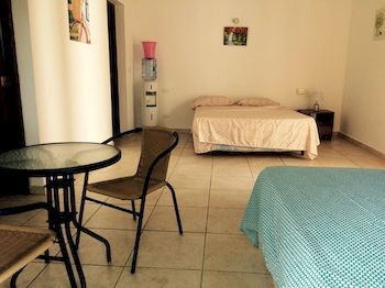 Hostal Habitaciones Playa Coson