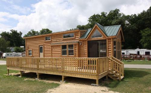 Blackhawk Rv Campground Loft Cabin 16