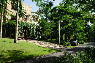 Aparthotel Los Altos Condo Residences