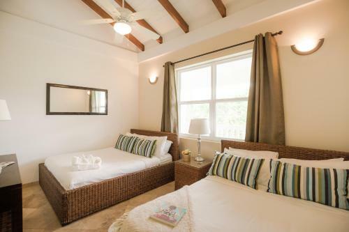 Hotel Belize Ocean Club