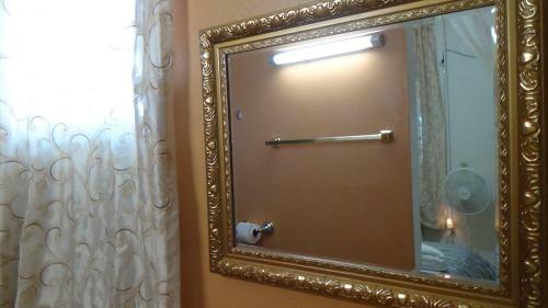 Hostal Hacienda Tropical Guest House