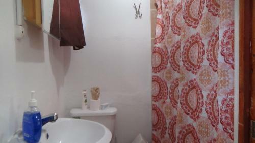 Hostal Hacienda Tropical Guest House