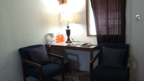 Hostal Hacienda Tropical Guest House