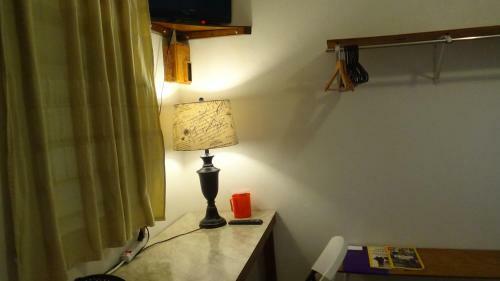 Hostal Hacienda Tropical Guest House