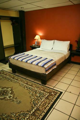 Hotel Plaza Antigua