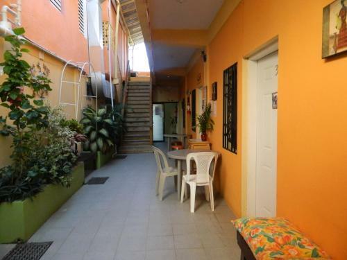 Hostal Bella Sombra Guest House Downtown