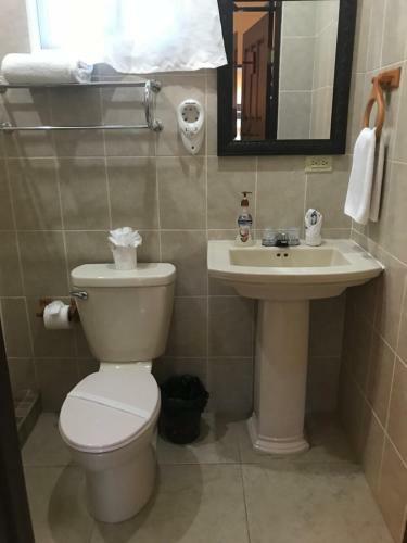 Hostal Bella Sombra Guest House Downtown