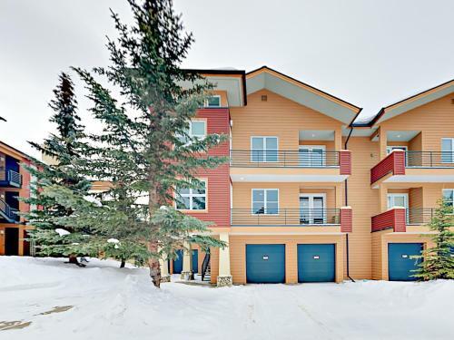 Trademark Townhouse Unit 2 Townhouse