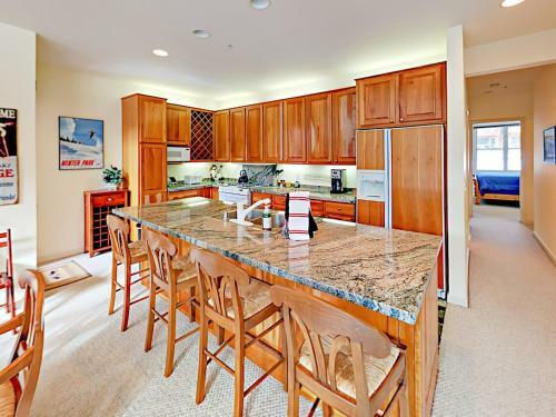Trademark Townhouse Unit 2 Townhouse