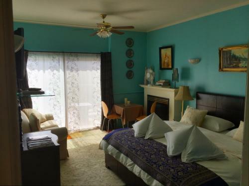 Pikes Peak Paradise Bed And Breakfast