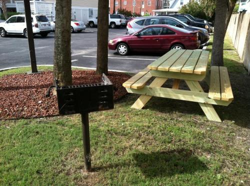 Hotel Sandpeddler Inn And Suites