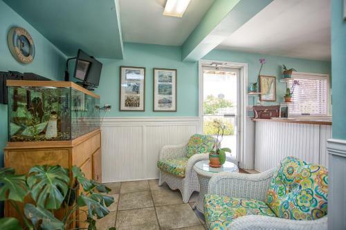 Hotel Sandpeddler Inn And Suites