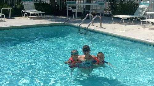 Hotel Sandpeddler Inn And Suites