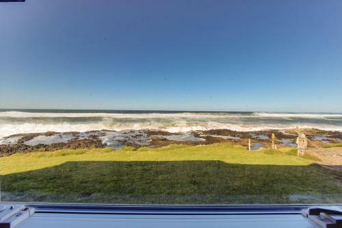 Sea Rock Retreat