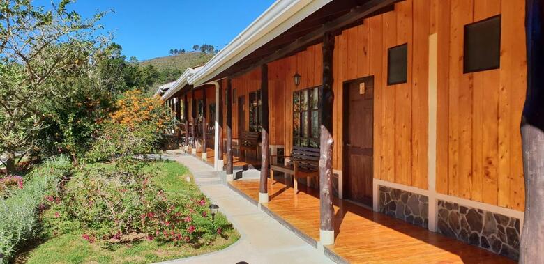 Lodge Hotel De Monta�a Suria