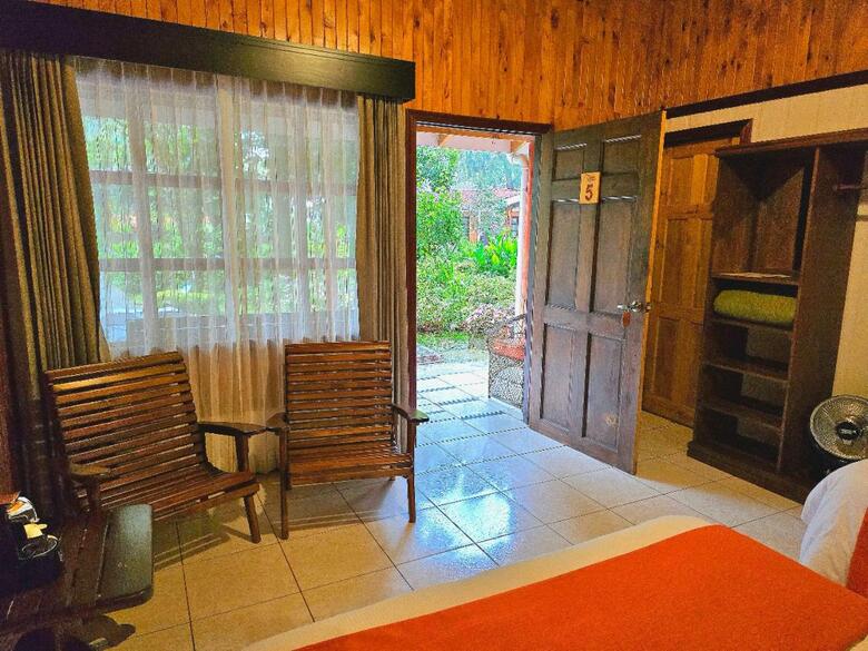 Lodge Hotel De Monta�a Suria