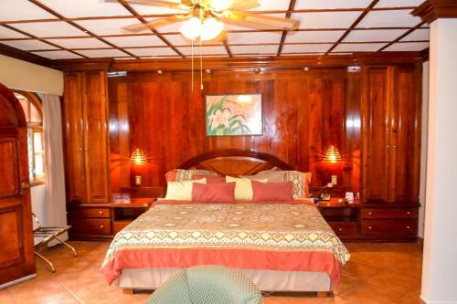 Hotel El Tucano Resort & Thermal Spa