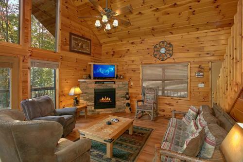 Bear Splash #409 - Four Bedroom Cabin