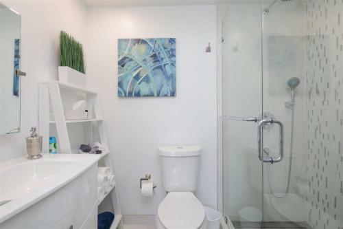 16734 Hemingway