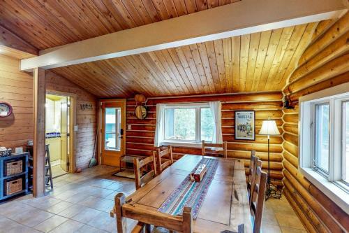 Mountain Meadow Home