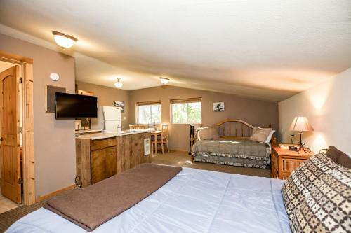 Stillwater Mountain Lodge Home