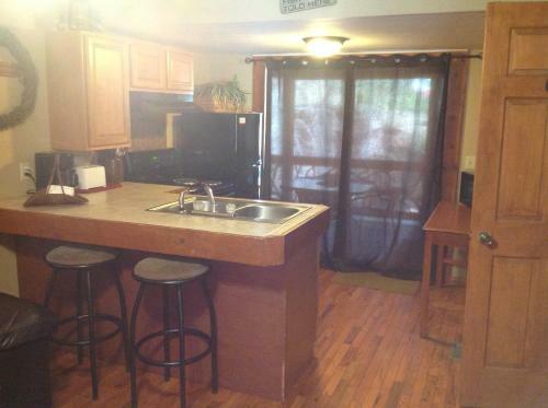 Qualla Cabins And Motel