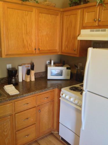 Qualla Cabins And Motel