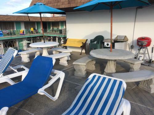 Crystal Sands Motel
