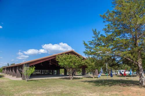 Lake Texoma Camping Resort Cabin 6