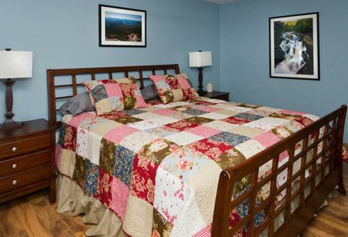 Lookout Mountain Chalet
