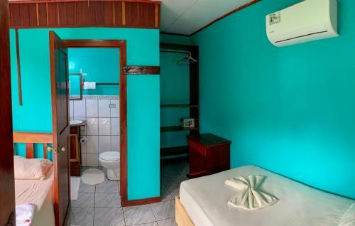 Las Cotingas Lodge