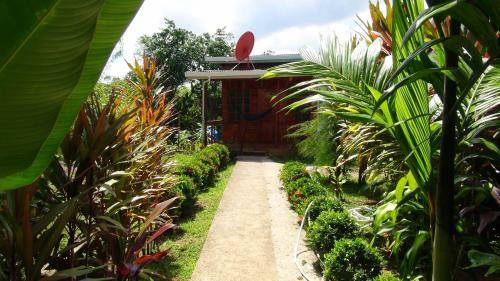 Las Cotingas Lodge