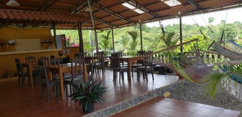 Hotel Cabinas Pura Vida