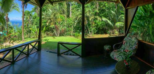 Las Caletas Lodge