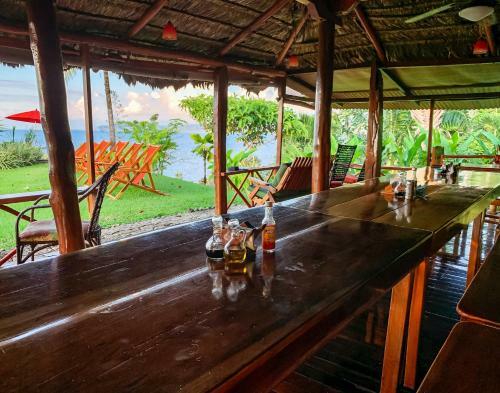 Las Caletas Lodge