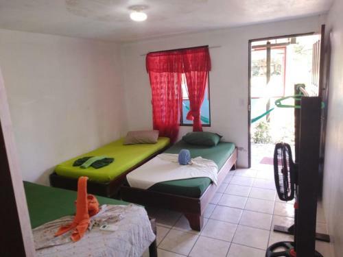 Hotel Cabinas Miss Miriam 2