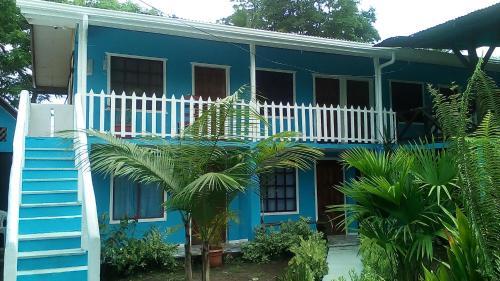 Hotel Cabinas Miss Miriam 2