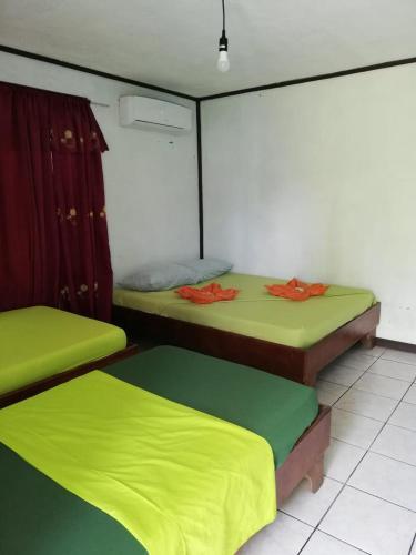 Hotel Cabinas Miss Miriam 2