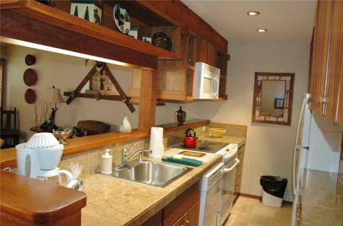 Apartamento Thistle 921 - 2br Plus Loft Condo